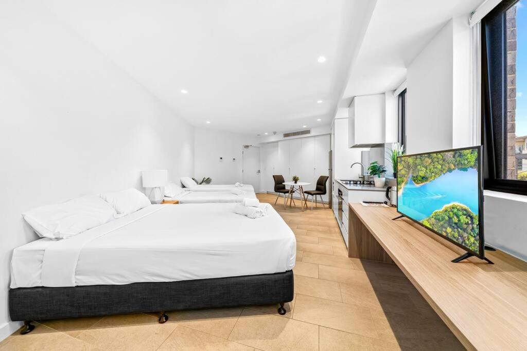 Studio For Long Term Tenants In Strathfield Cbd ซิดนีย์ ภายนอก รูปภาพ