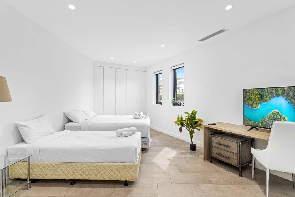 Studio For Long Term Tenants In Strathfield Cbd ซิดนีย์ ภายนอก รูปภาพ